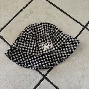 Stussy Black & White Houndstooth Bucket Hat